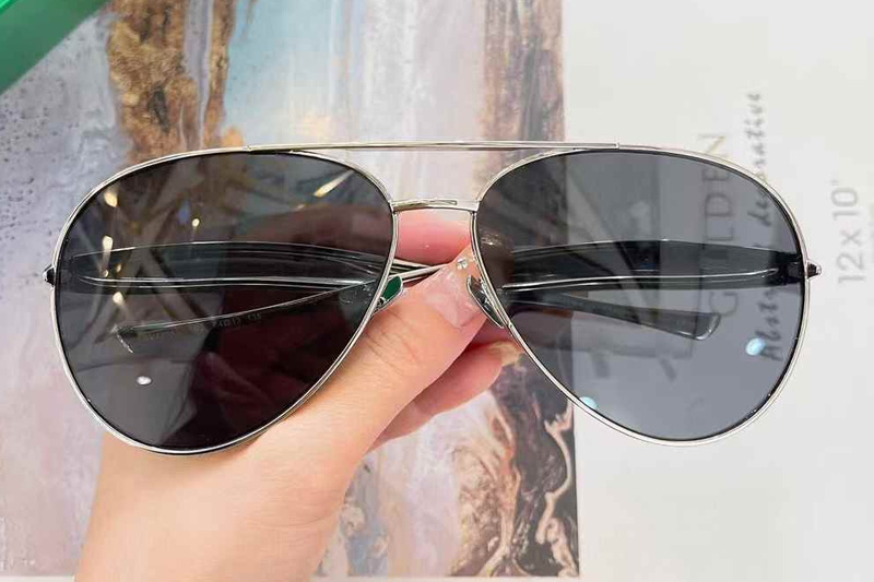 BV1305S Sunglasses Silver Gray