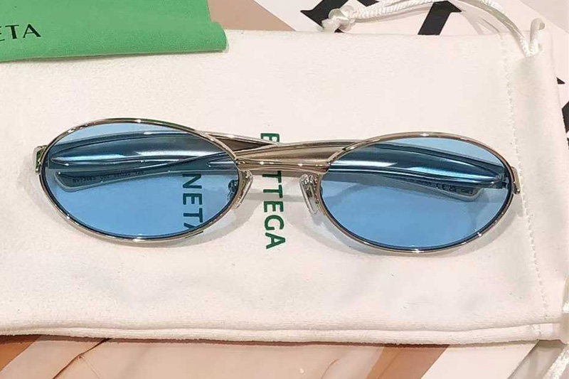 BV1386S Sunglasses Silver Blue