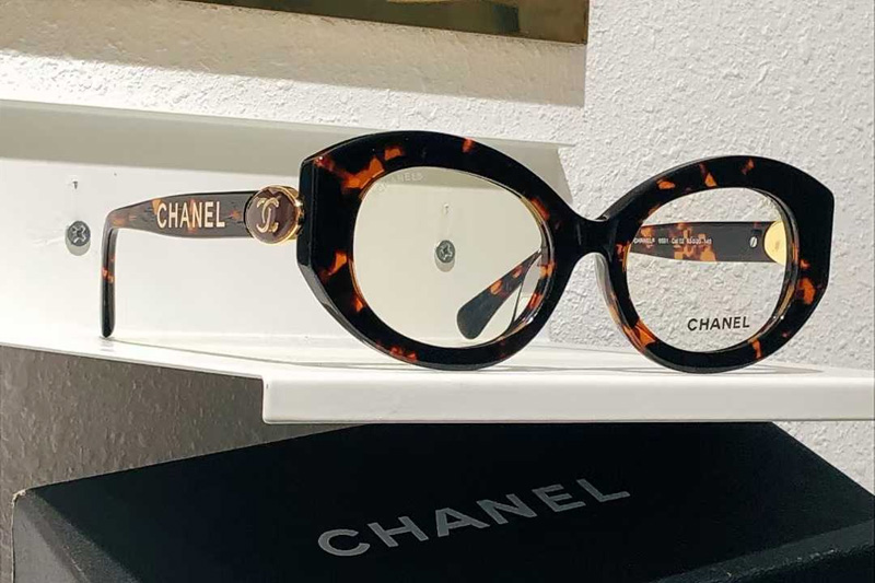 CH0551 Eyeglasses Tortoise