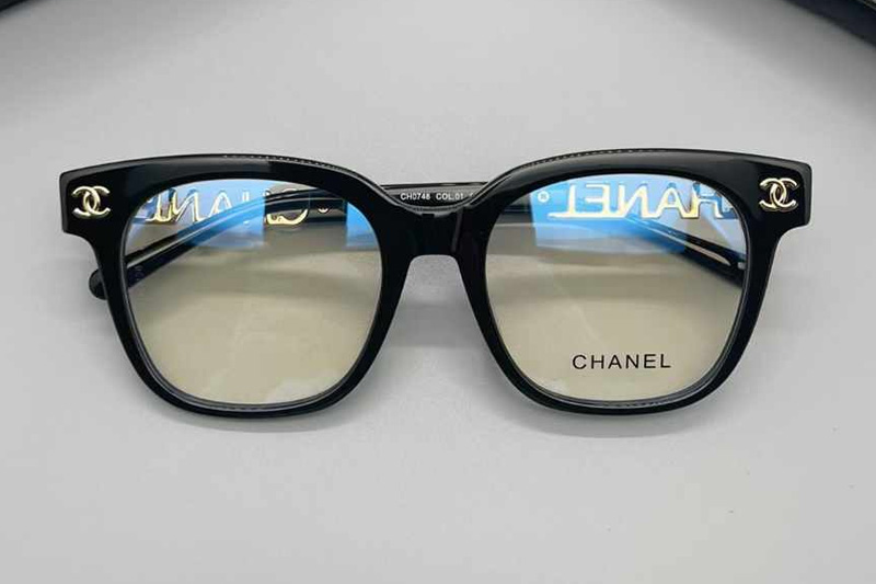 CH0748 Eyeglasses Black Gold