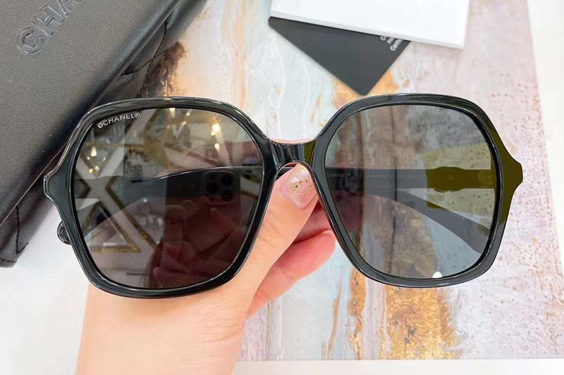 CH3421 Sunglasses In Black