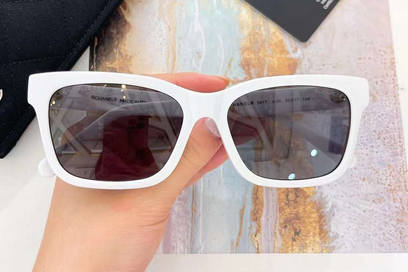 CH5417 Sunglasses White Gray