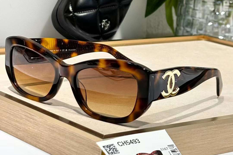 CH5493 Sunglasses Tortoise Gradient Brown