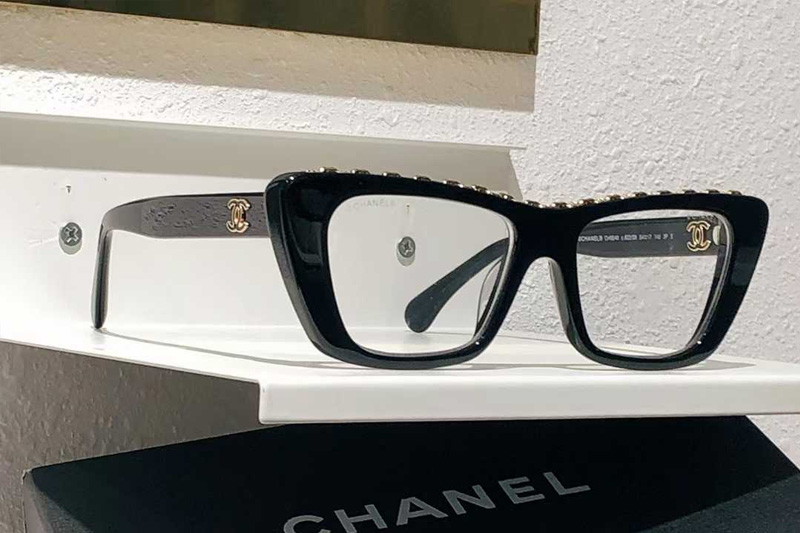 CH5540 Eyeglasses Black White