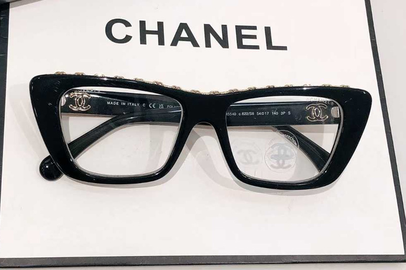 CH5540 Eyeglasses Black White