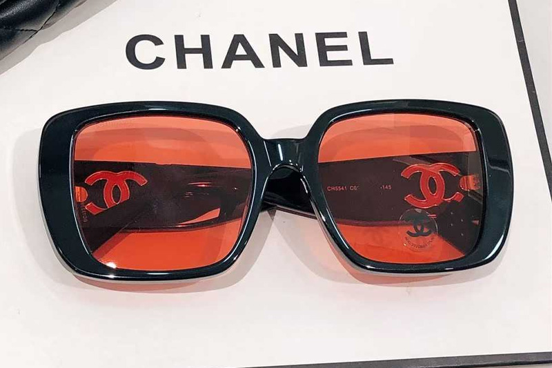 CH5541 Sunglasses Black Red