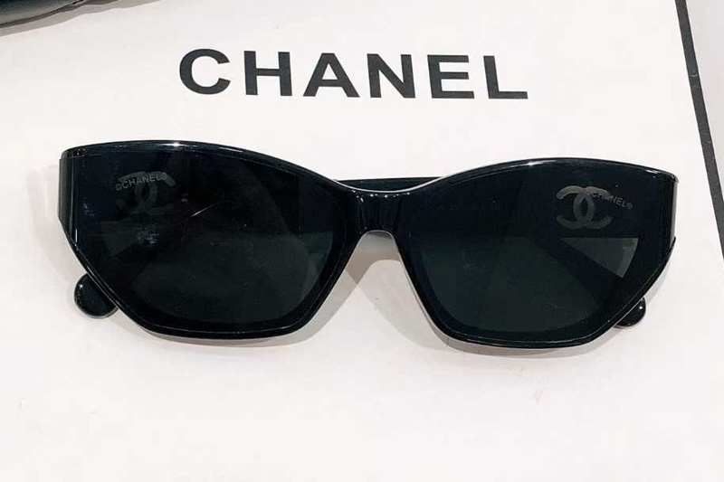 CH6077S Sunglasses Black Gray