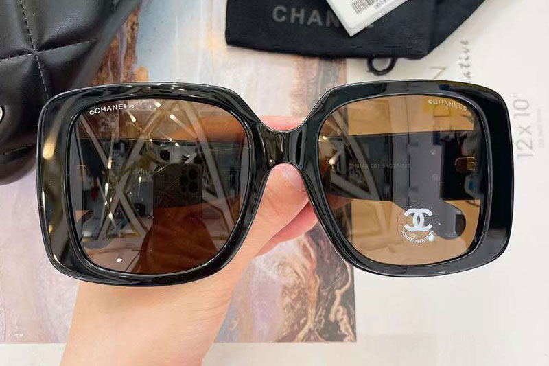 CH9149 Sunglasses Black Brown