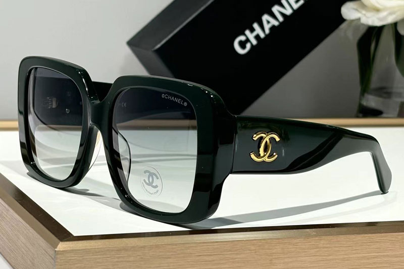 CH9149 Sunglasses Green Gradient Gray