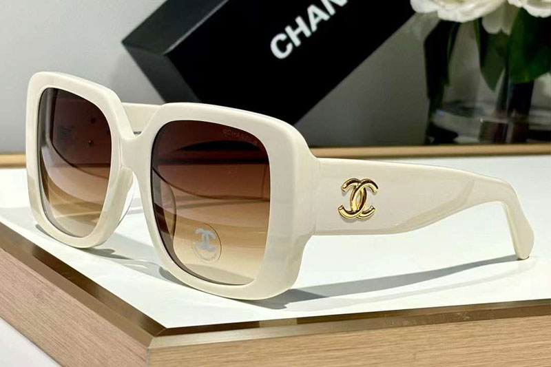 CH9149 Sunglasses White Gradient Brown