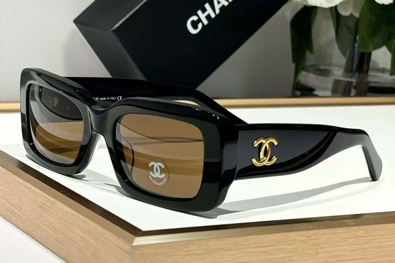 CH9150 Sunglasses Black Brown