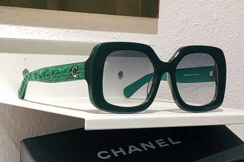 CH9152QB Sunglasses Green Gradient Blue