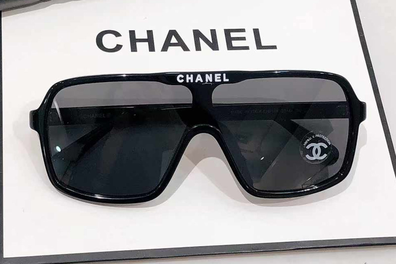 CH9158 Sunglasses Black Gray