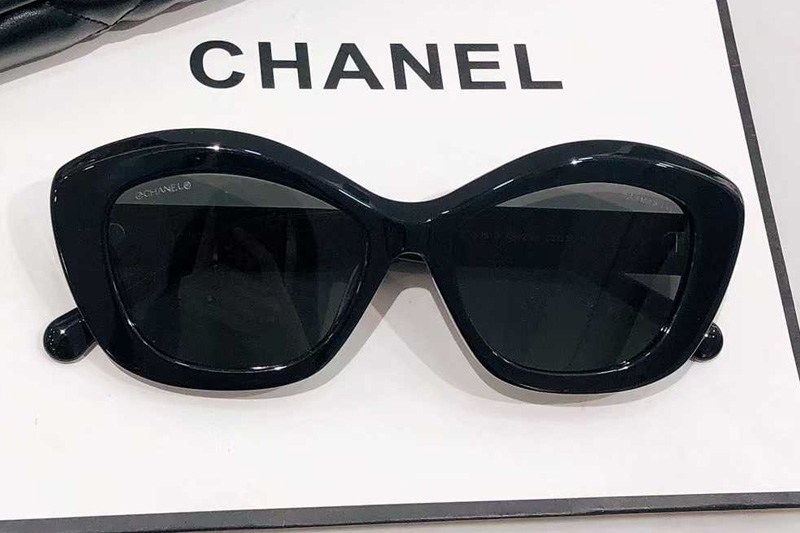 CH9161B Sunglasses Black Gray