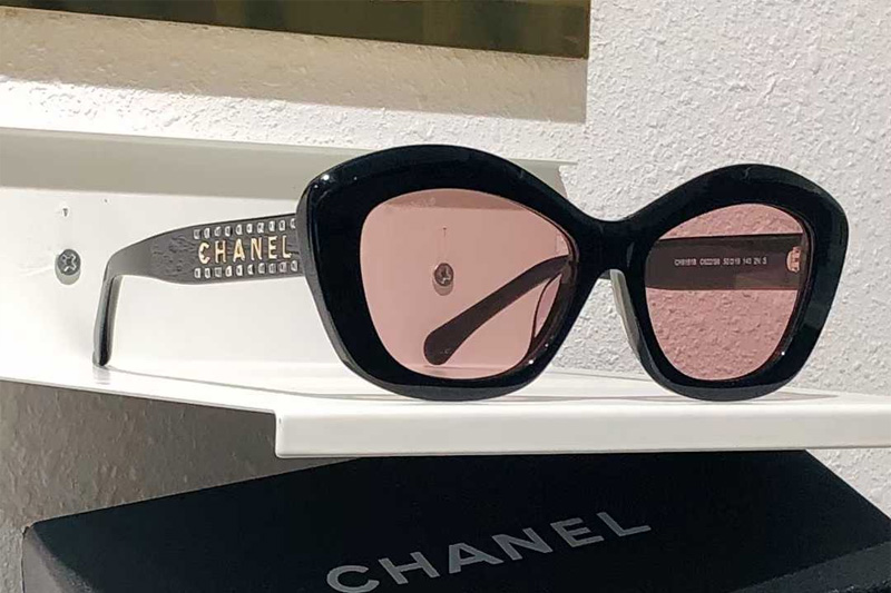 CH9161B Sunglasses Black Pink