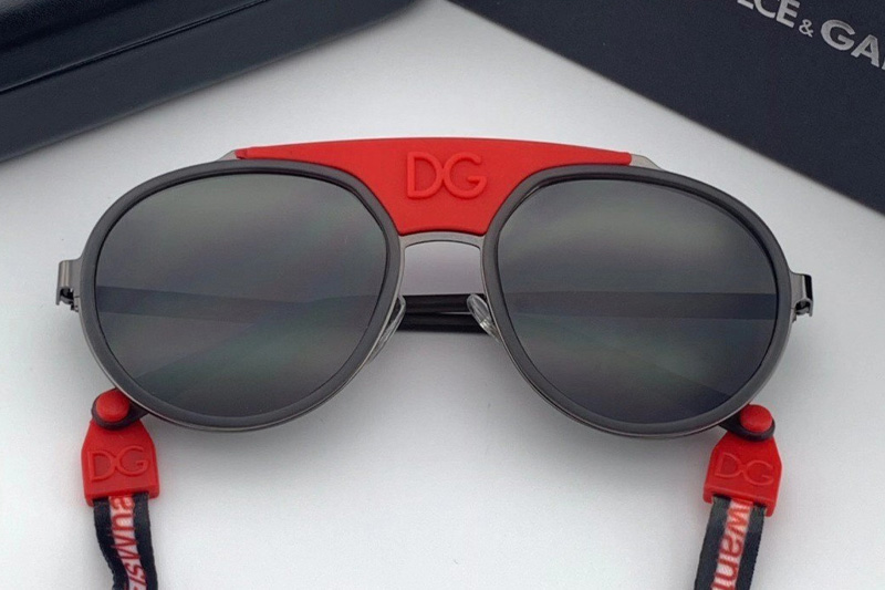 DG2210 Sunglasses In Red