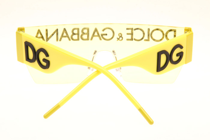 DG2233 Sunglasses In Yellow