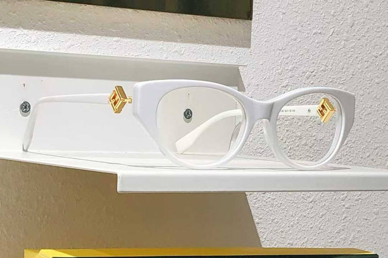 FE50099I Eyeglasses White