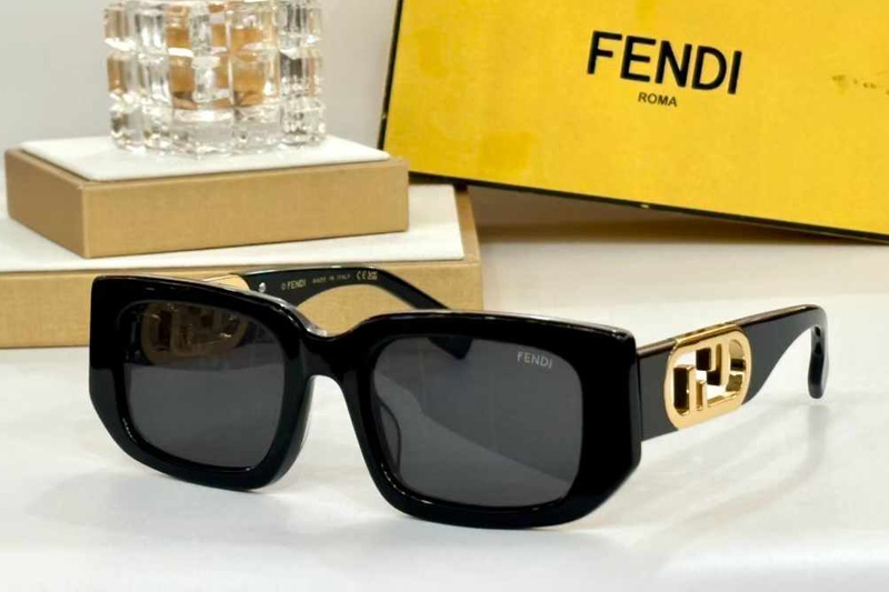 FE8362 Sunglasses Black Gray