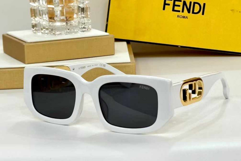 FE8362 Sunglasses White Gray