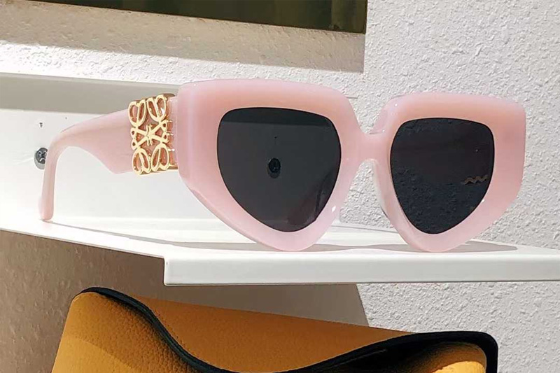 LW40154U Sunglasses Pink Gray