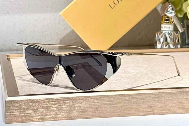 LW40165U Sunglasses Silver Gray