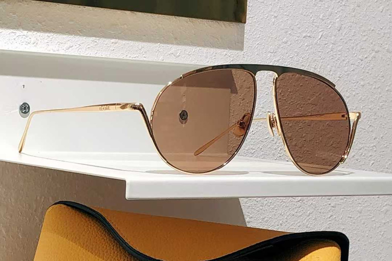 LW40168U Sunglasses Gold Brown