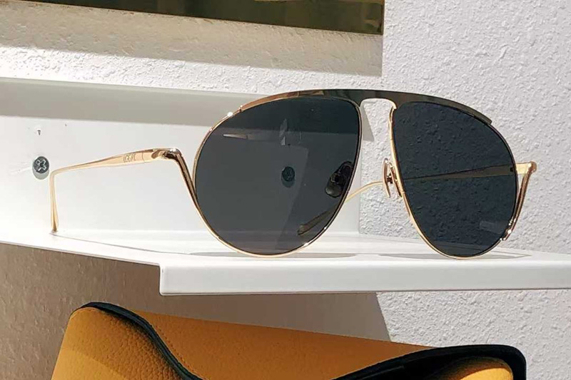 LW40168U Sunglasses Gold Gray