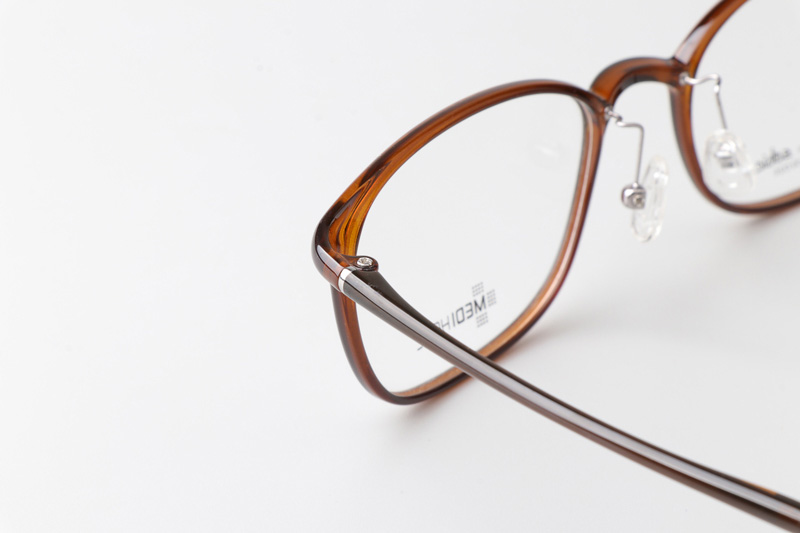 M1611 Eyeglasses Brown