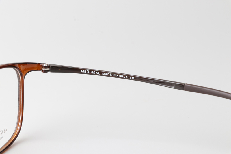 M1611 Eyeglasses Brown