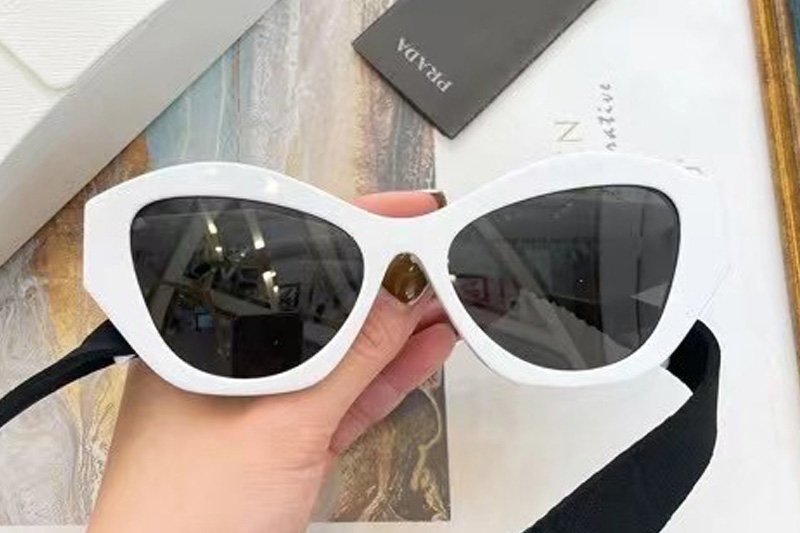 PR07YS Sunglasses In White