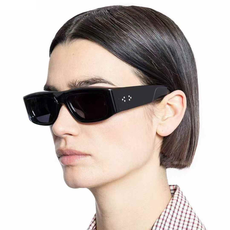 Romi Sunglasses Black Gray