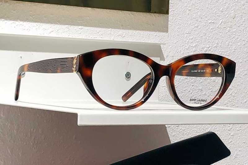 SLM148 Eyeglasses Tortoise