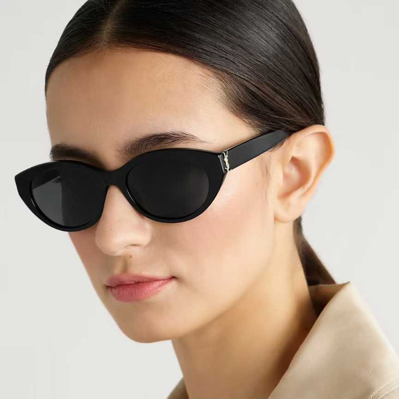 SLM148 Sunglasses Black Gray