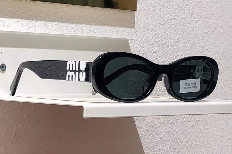 SMU06ZS Sunglasses Black White Gray