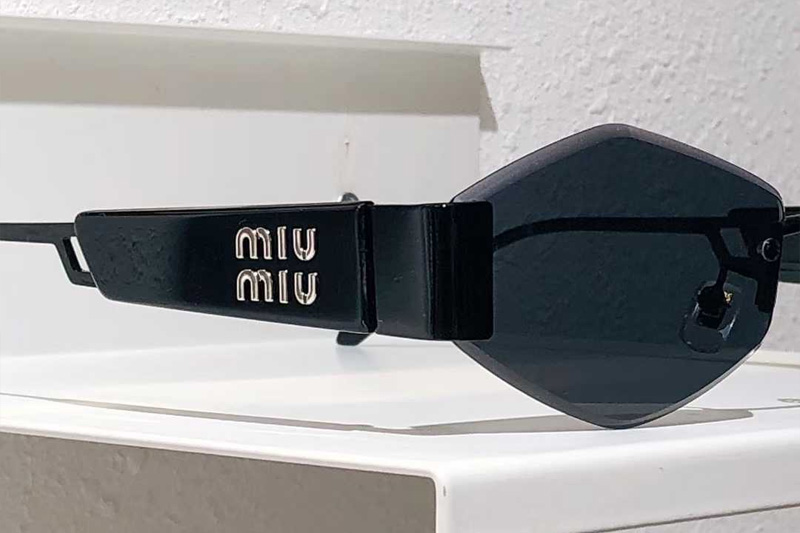 SMU16ZS Sunglasses Black Gray