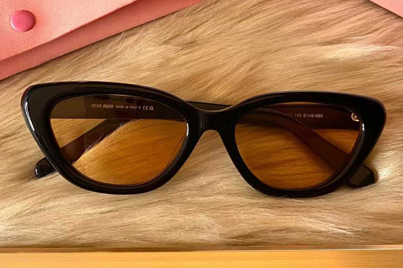 SMU22W Sunglasses Black Brown