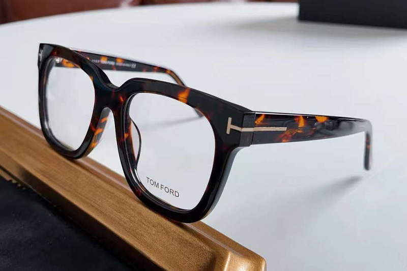 TF690F Eyeglasses Tortoise