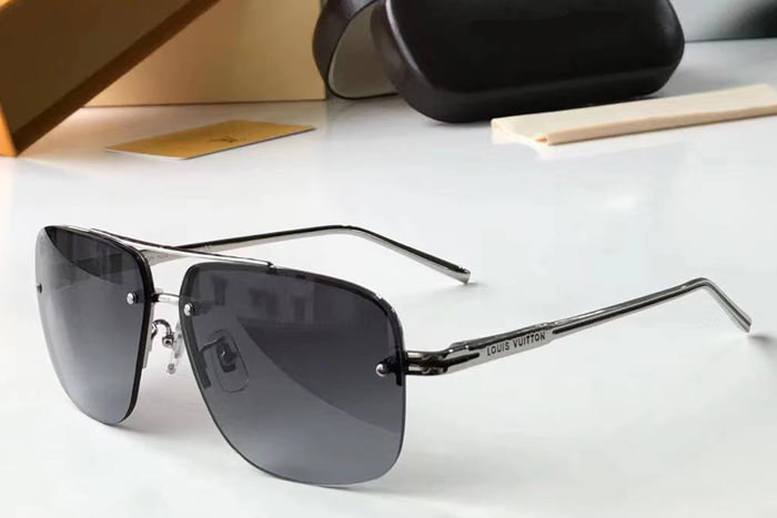 Z1078 Sunglasses In Silver Gradient Grey